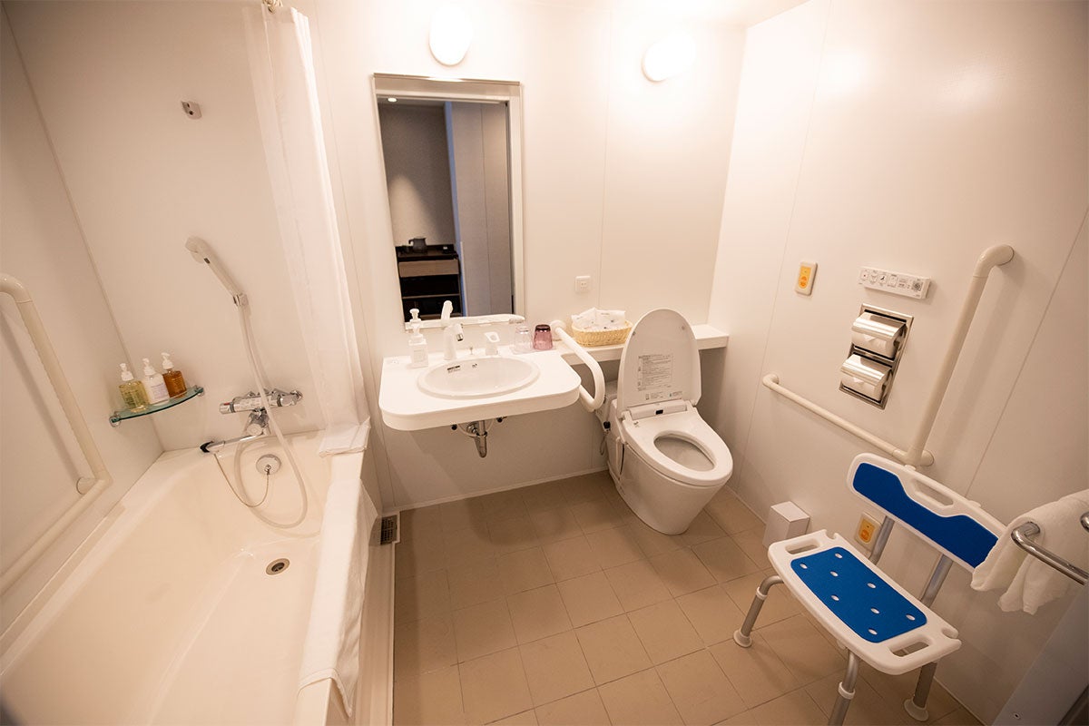 ユニバーサルダブル3