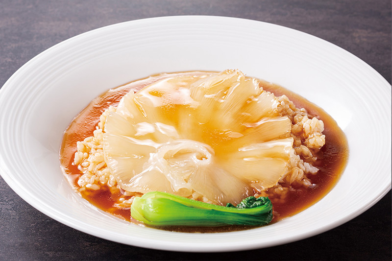 手びれフカヒレの姿煮餡かけご飯(スープ付き)　