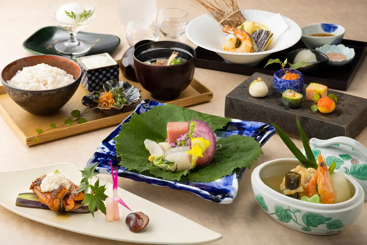 スカイツリー®ビューレストラン 簾 特別会席「睡蓮」