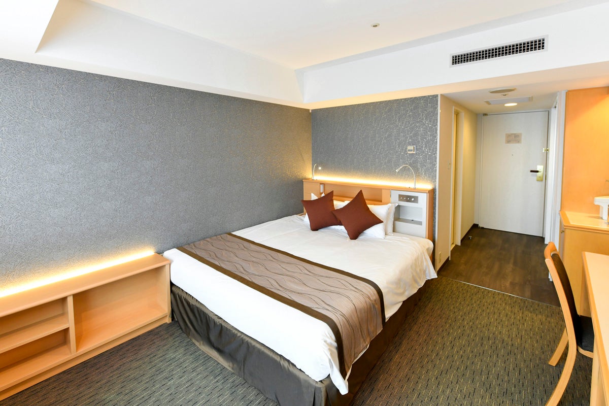 デラックスダブル4