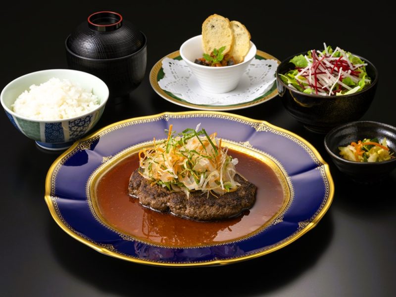 【鉄板焼 下野】ランチで堪能。とちぎ和牛のハンバーグランチ