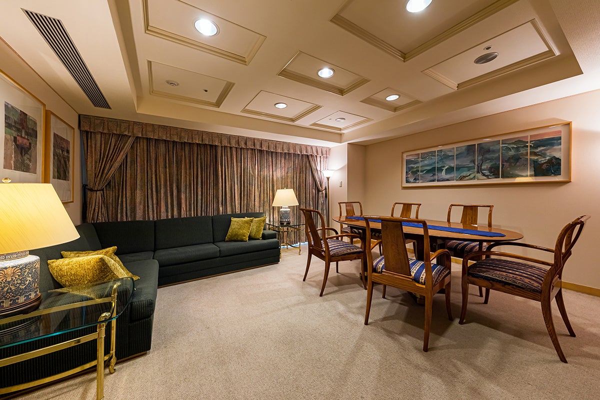 アゼリアスイート